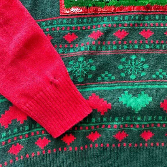 Childrens Holiday Sweater With Sequin Flip Naughty/Nice Design Green & Red Size - Picture 5 of 6